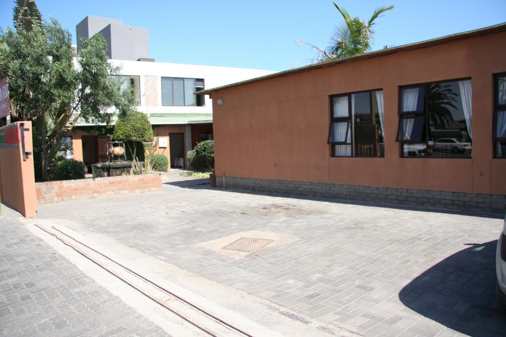 Dunedin Star Guesthouse Swakopmund Esterno foto