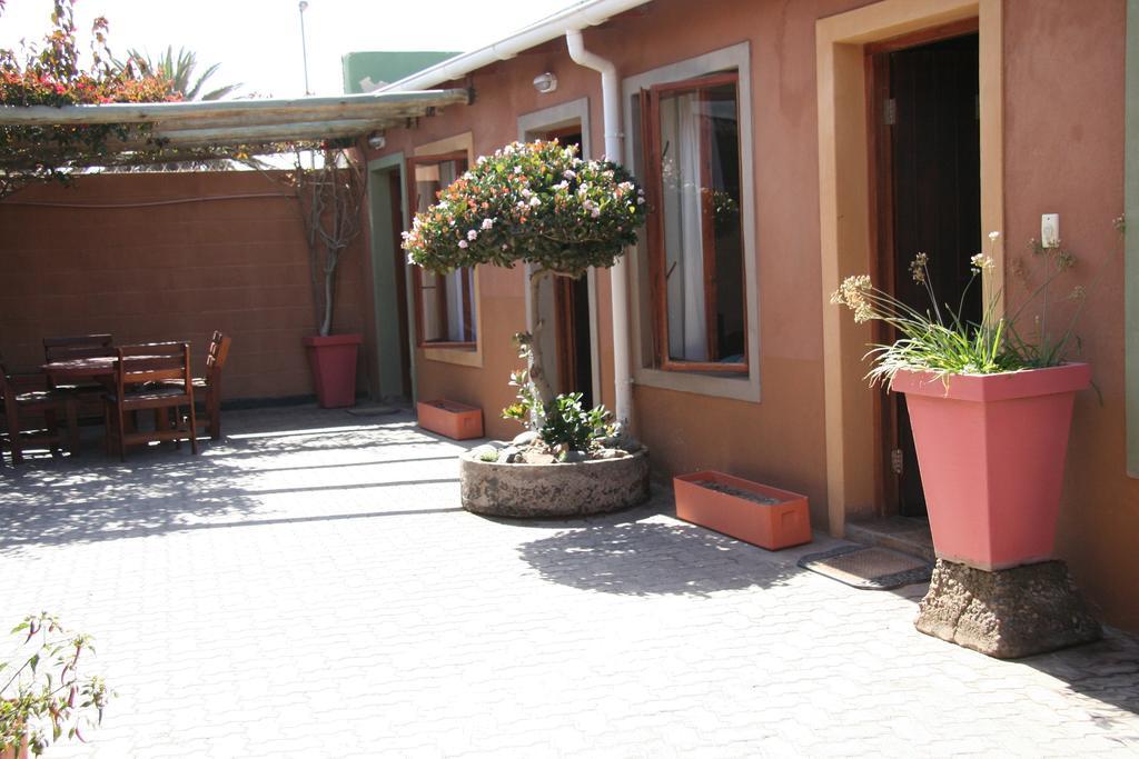 Dunedin Star Guesthouse Swakopmund Esterno foto